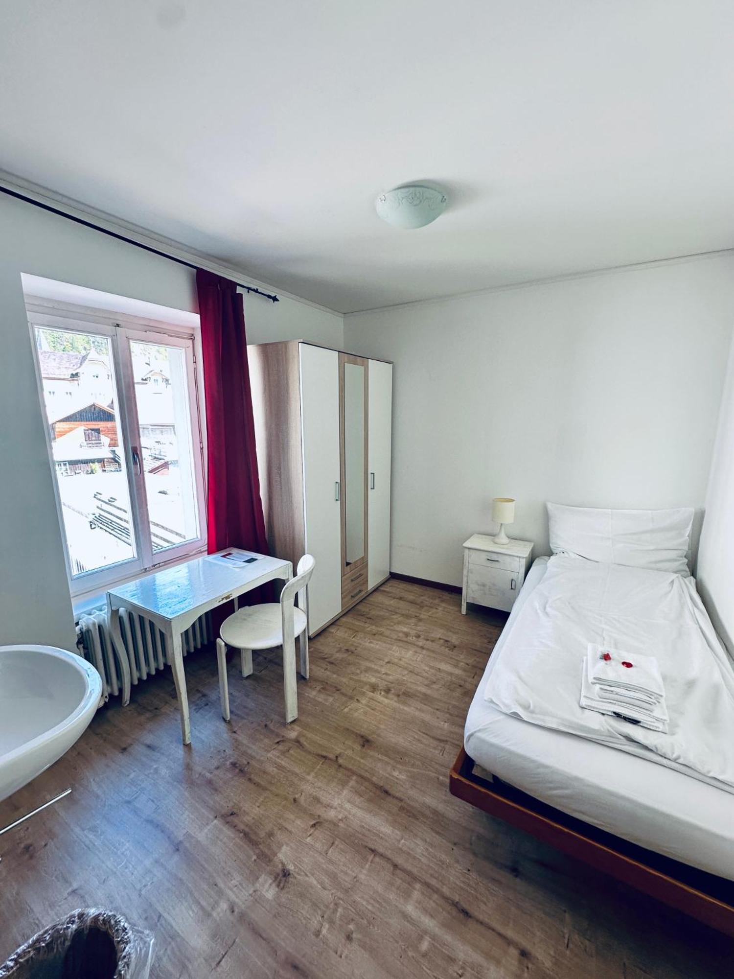 Hotel Rebstock Meiringen Exterior foto